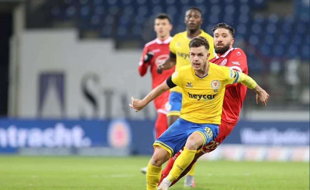 科研创新成 科研创新成